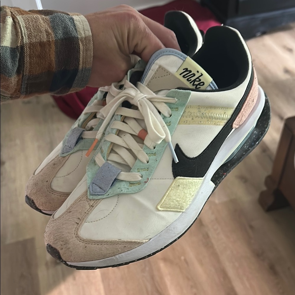 Nike Men's Multicolor Sneakers